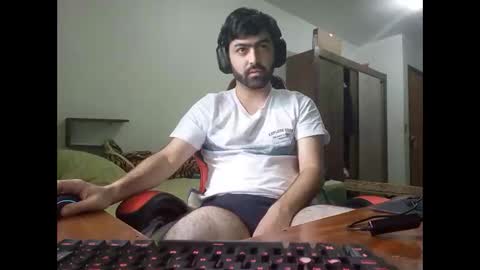 Snapshot of jonasf2525 chatting on 26, 11, 2025 jonasf2525 online show from 26, 11, 2025