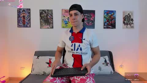 Instagram jonathanfit14 online show from 13, 1, 2026