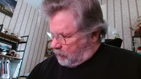 Snapshot of joncpics chatting on 4, 12, 2024 joncpics online show from 4, 12, 2024