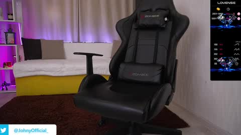 John     online show from 17, 2, 2025