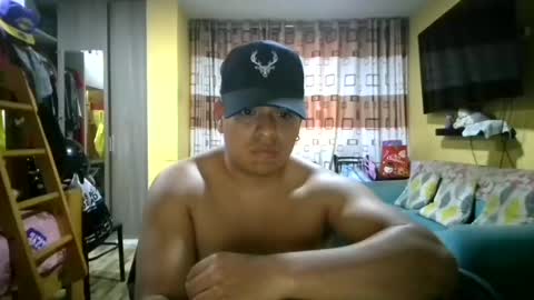 jordan281995 online show from 8, 1, 2025