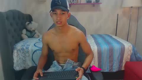 jose_sexycumm online show from 19, 1, 2025
