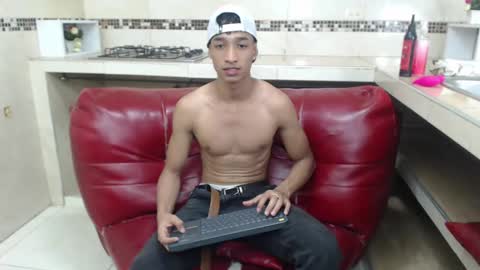 jose_sexycumm online show from 3, 2, 2025