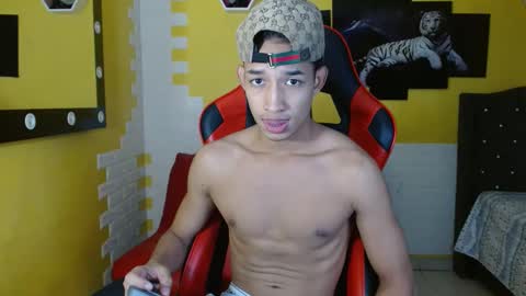 jose_sexycumm online show from 10, 10, 2025