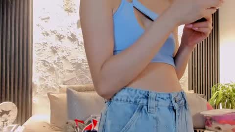 Snapshot of joselin_rouse chatting on 4, 7, 2026 joselin online show from 4, 7, 2026