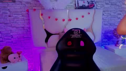 Joselyn  online show from 12, 2, 2026