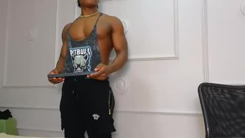 Snapshot of joshloganx chatting on 27, 1, 2025 joshloganx online show from 27, 1, 2025