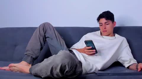 Snapshot of joshmiller_ chatting on 25, 12, 2024 Josh online show from 25, 12, 2024