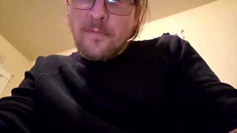 Snapshot of joshua2385 chatting on 3, 3, 2026 joshua2385 online show from 3, 3, 2026