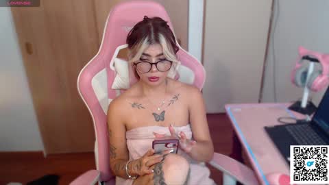 Snapshot of jossephine_ chatting on 19, 12, 2024 josephine independent model online show from 19, 12, 2024