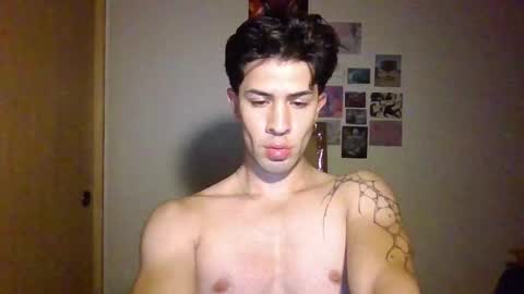 Snapshot of jotarojas1 chatting on 7, 1, 2025 jotarojas1 online show from 7, 1, 2025