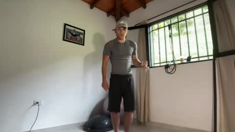 Im Jouliano online show from 29, 5, 2026