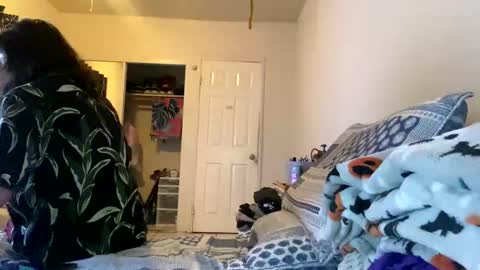 Joy3100 online show from 29, 10, 2025