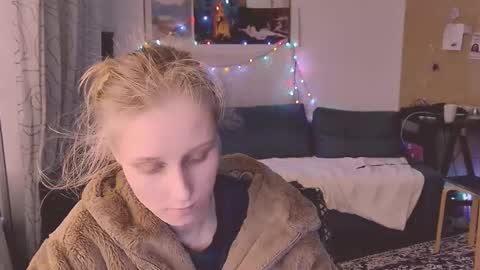 Snapshot of joy_keys chatting on 21, 2, 2025 joy_keys online show from 21, 2, 2025