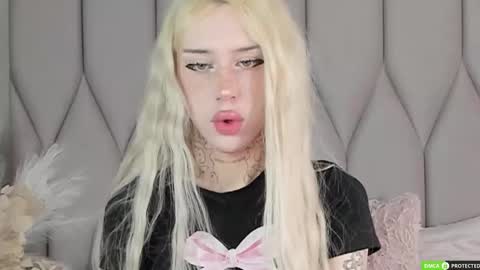 Snapshot of joybarker chatting on 19, 9, 2025 Joy Barker online show from 19, 9, 2025