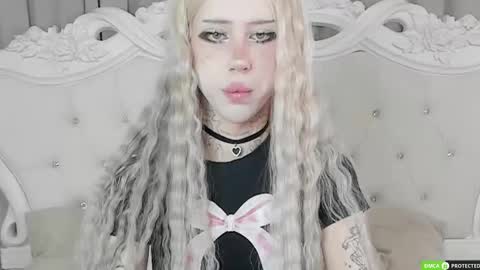 Snapshot of joybarker chatting on 21, 11, 2025 Joy Barker online show from 21, 11, 2025