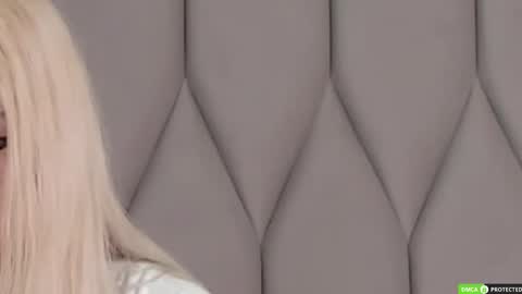 Snapshot of joybarker chatting on 27, 11, 2025 Joy Barker online show from 27, 11, 2025