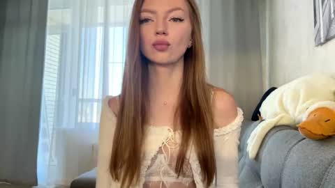 Snapshot of joyegeesey chatting on 7, 5, 2026 Bella online show from 7, 5, 2026