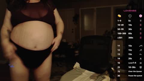 Joy Sparrow online show from 25, 10, 2025