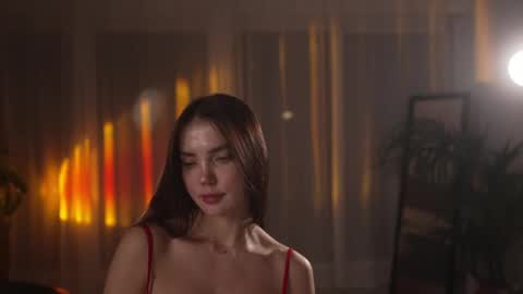 Jennifer Diaz online show from 27, 3, 2026