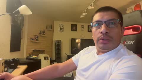 Snapshot of jsexy69 chatting on 1, 4, 2026 joe online show from 1, 4, 2026