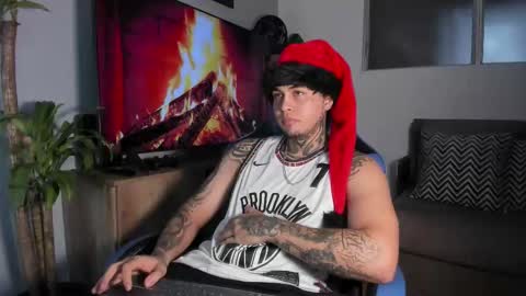 juan_alvarez18 online show from 2, 12, 2025