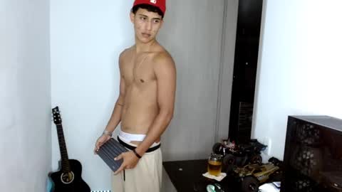 Snapshot of juan_da01 chatting on 4, 3, 2025 JuanDa online show from 4, 3, 2025