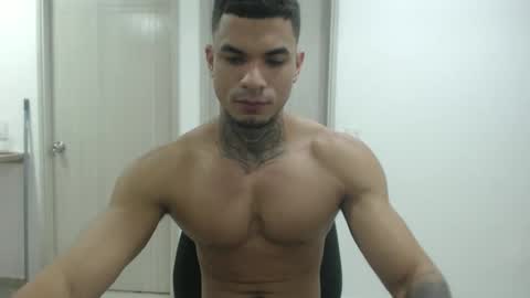 juan_gomez_1 online show from 15, 12, 2024