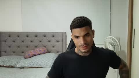 Snapshot of juan_gomez_1 chatting on 24, 6, 2026 juan_gomez_1 online show from 24, 6, 2026