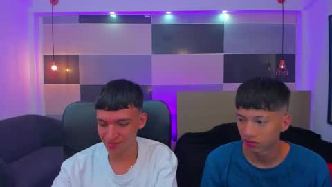 Snapshot of juan_nd_steven chatting on 4, 2, 2025 JuanSteven online show from 4, 2, 2025