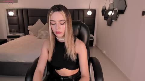 Juanita Clay online show from 20, 2, 2025