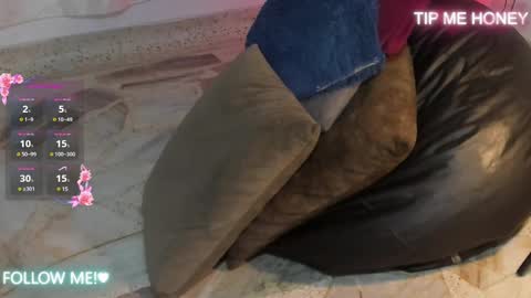 Juan Miguel online show from 12, 2, 2025