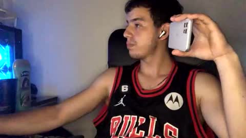 Snapshot of juannvalencia11 chatting on 21, 4, 2026 juannvalencia11 online show from 21, 4, 2026