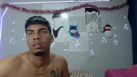 juanse_hot11 online show from 30, 12, 2024