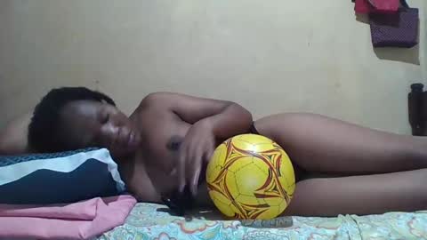 Snapshot of juice_petite3 chatting on 6, 3, 2025 juice_petite3 online show from 6, 3, 2025