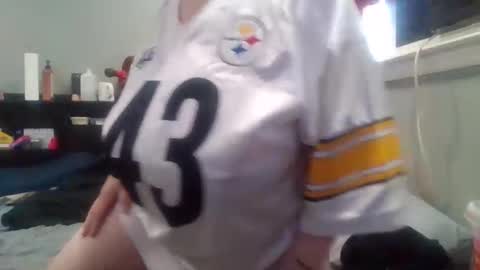 Snapshot of juiceepawwg420 chatting on 8, 5, 2026 Juiceepawwg420 online show from 8, 5, 2026