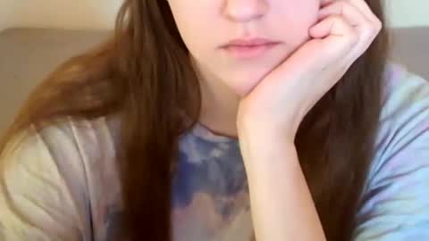 JuiceTalia online show from 4, 2, 2025