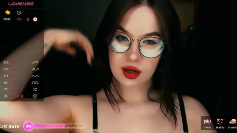 Bella online show from 4, 11, 2025