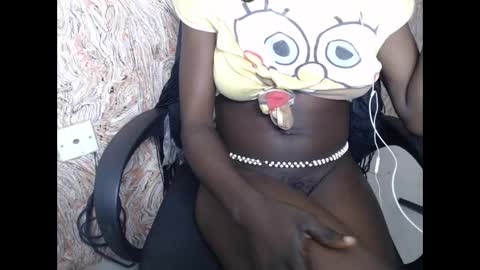 Snapshot of juicyberryx chatting on 24, 1, 2025 queen online show from 24, 1, 2025