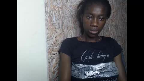 Snapshot of juicyberryx chatting on 4, 2, 2025 queen online show from 4, 2, 2025