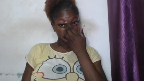 Snapshot of juicyberryx chatting on 5, 7, 2026 queen online show from 5, 7, 2026
