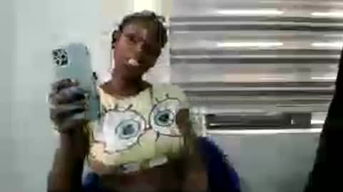 Snapshot of juicyberryx chatting on 6, 7, 2026 queen online show from 6, 7, 2026