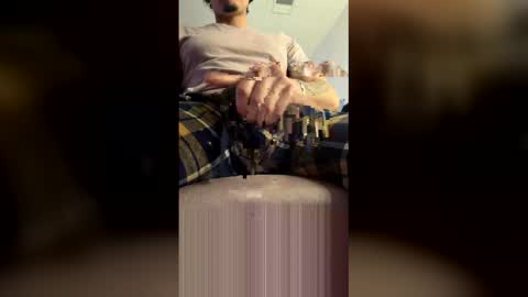 juicyboy97 online show from 1, 4, 2026