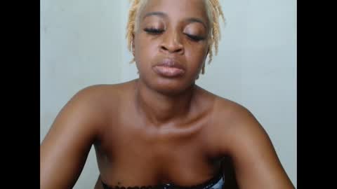 juicykinkx online show from 24, 11, 2025