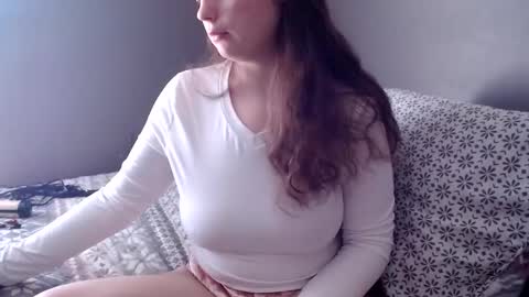Snapshot of juicymomma1223 chatting on 3, 2, 2025 juicymomma1223 online show from 3, 2, 2025