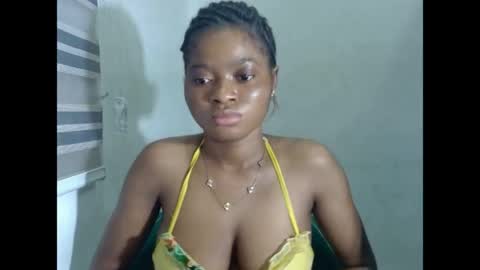 juicynpinkx online show from 6, 4, 2026