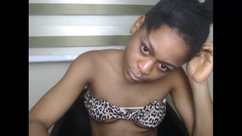 juicynwetx online show from 8, 3, 2025