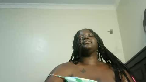 Snapshot of juicyslurrt chatting on 7, 5, 2026 juicyslurrt online show from 7, 5, 2026
