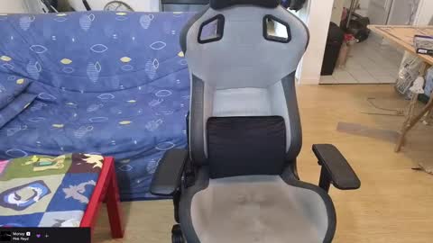 Snapshot of julcs chatting on 23, 2, 2025 Julcs online show from 23, 2, 2025