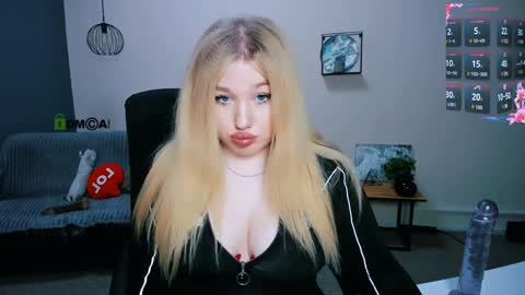 juli kisss online show from 18, 1, 2025